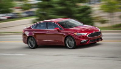 Гусеничный экскаватор